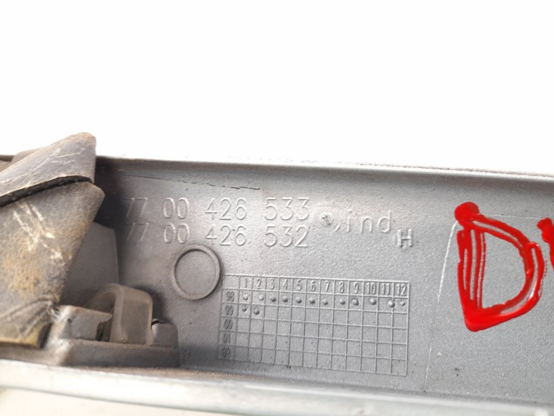 Recambio de moldura para renault megane i (ba0/1_) 1.9 dti (ba08, ba0n) referencia OEM IAM 7700426533  7700426532