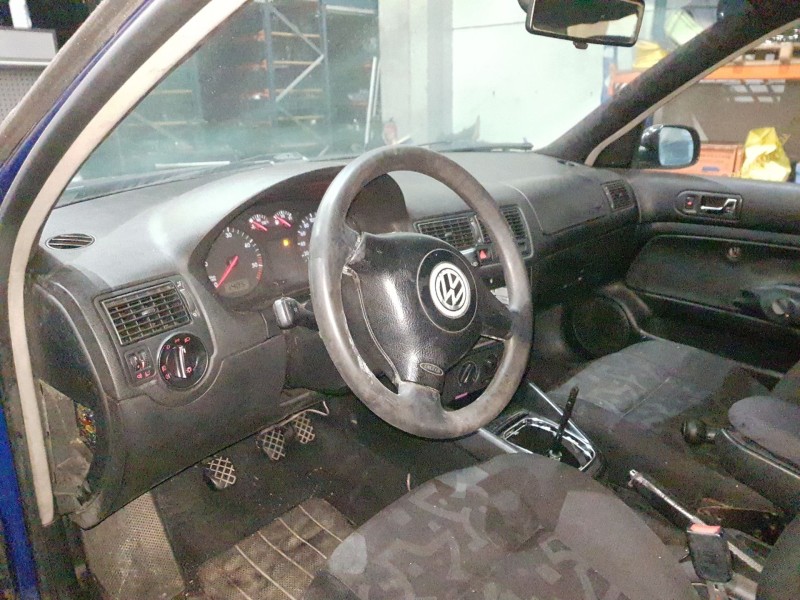 volkswagen golf iv berlina (1j1) del año 1998