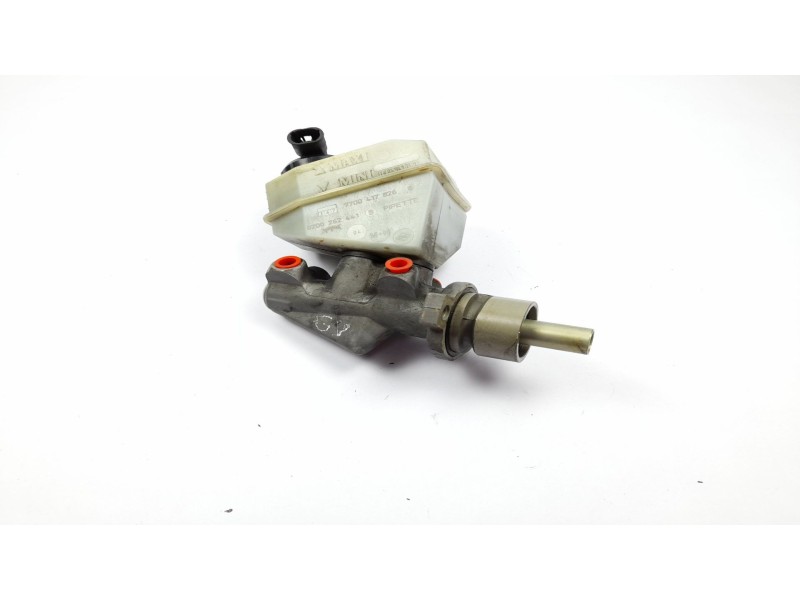 Recambio de bomba freno para nissan kubistar (x76) 1.5 dci referencia OEM IAM 7700417826G 8200262441B 