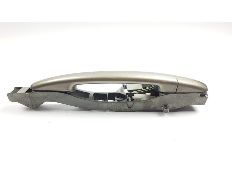 Recambio de maneta exterior trasera izquierda para peugeot 3008 1.6 hdi fap referencia OEM IAM 9684560080  