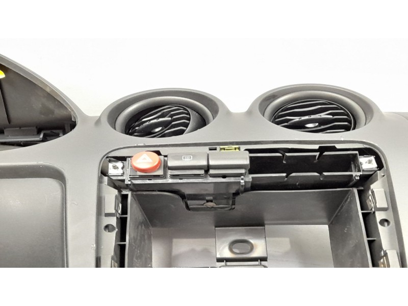 Recambio de salpicadero para seat cordoba berlina (6l2) 1.4 16v referencia OEM IAM 6L1857003L  