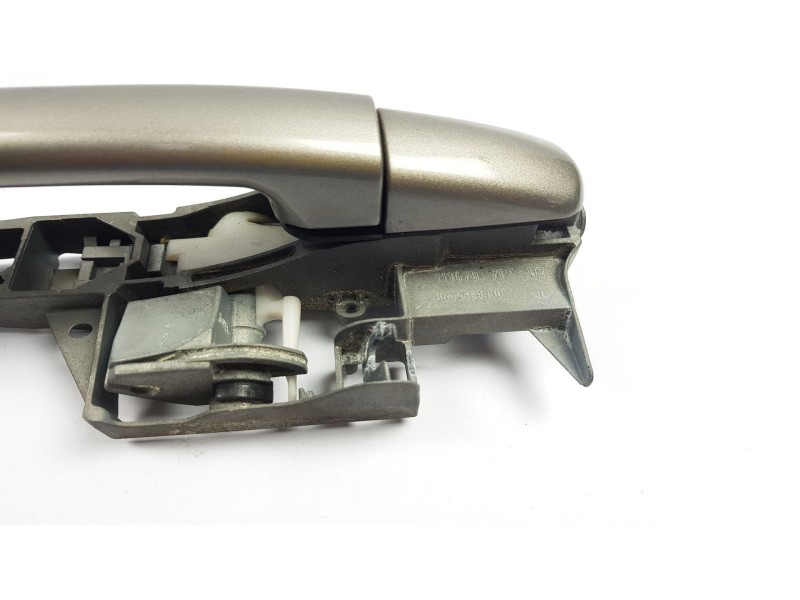Recambio de maneta exterior trasera derecha para peugeot 3008 1.6 hdi fap referencia OEM IAM 9684559980  