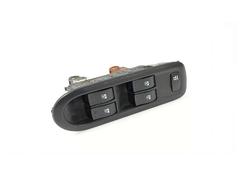 MANDO ELEVALUNAS DELANTERO IZQUIERDO 025330 