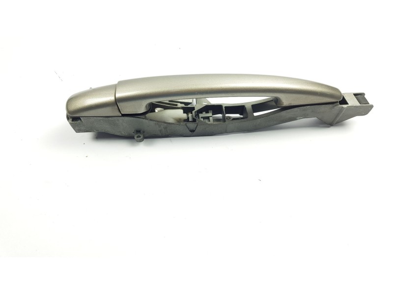Recambio de maneta exterior trasera derecha para peugeot 3008 1.6 hdi fap referencia OEM IAM 9684559980  