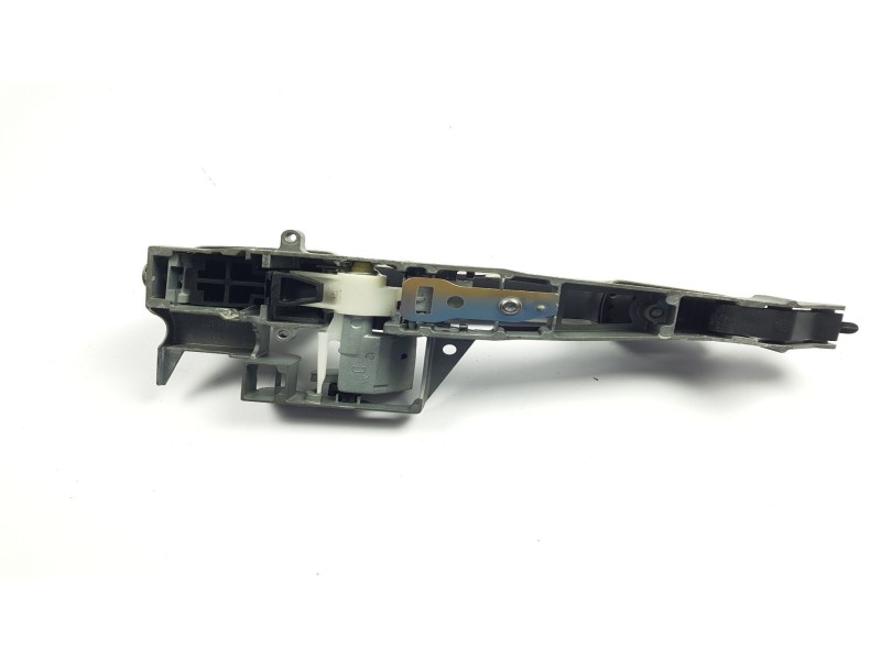 Recambio de maneta exterior delantera derecha para peugeot 3008 1.6 hdi fap referencia OEM IAM 9684559980  