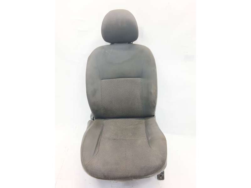 ASIENTO DELANTERO IZQUIERDO 