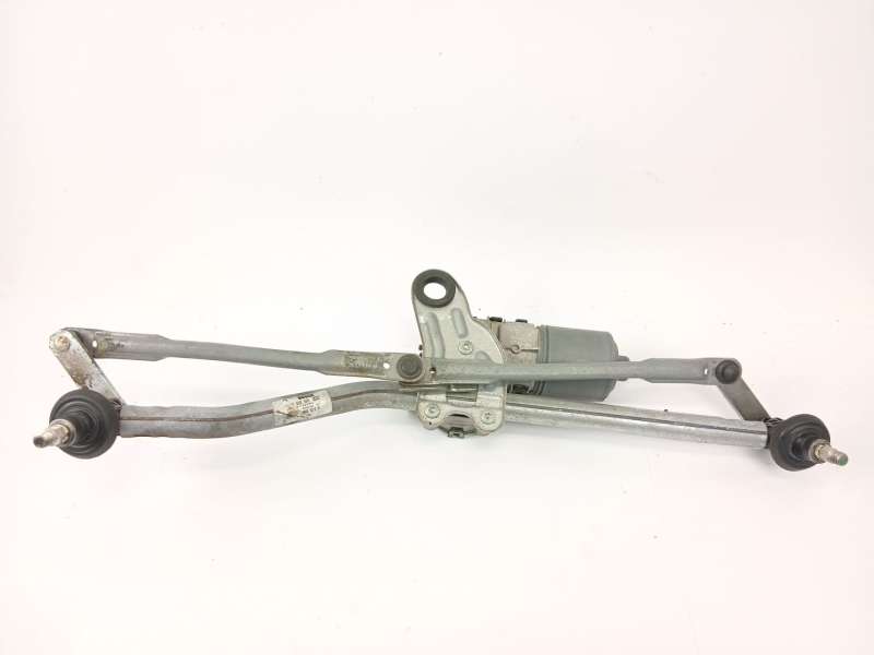 MOTOR LIMPIA DELANTERO 