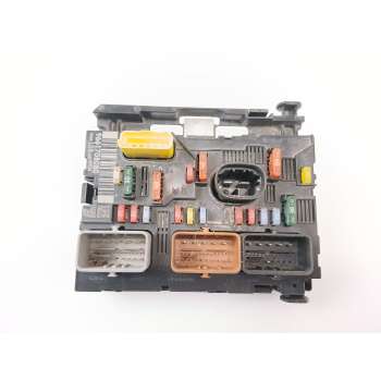 CAJA RELES / FUSIBLES 9661708080 