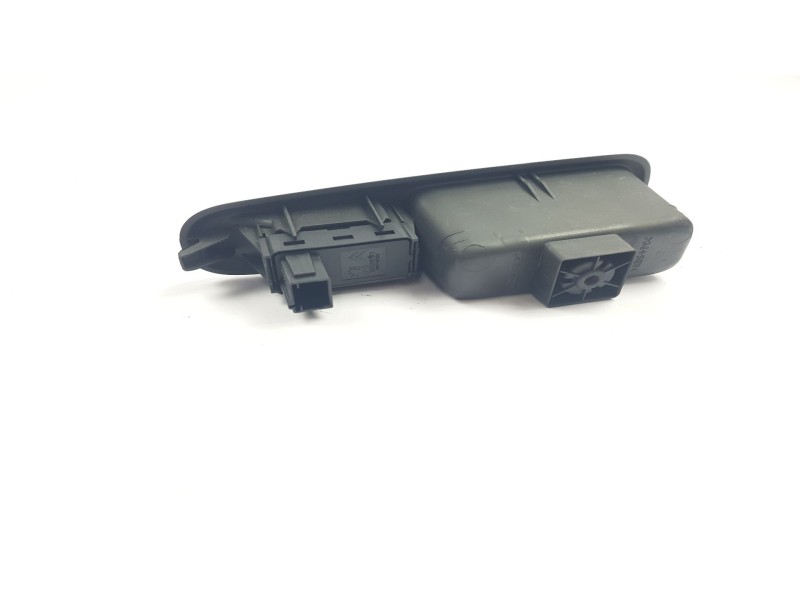 Recambio de mando elevalunas trasero izquierdo para peugeot 3008 1.6 hdi fap referencia OEM IAM 96652794ZD 96652794 