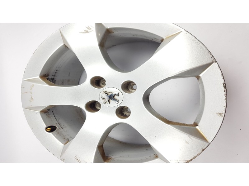 Recambio de llanta para peugeot 3008 1.6 hdi fap referencia OEM IAM 9673738877  