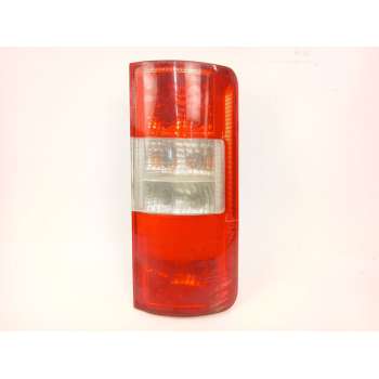 PILOTO TRASERO DERECHO 2T1413404 