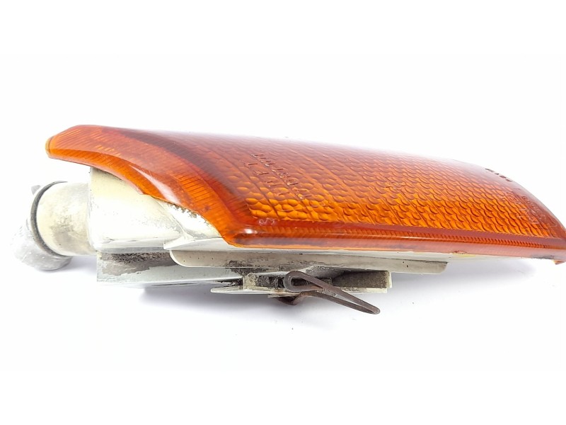 Recambio de piloto delantero izquierdo para peugeot 205 berlina 1.9 d referencia OEM IAM 43569 17081101 