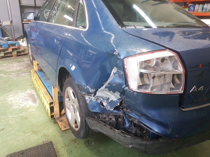 audi audi a4 b6 (8e2) 2.5 tdi del año 2001