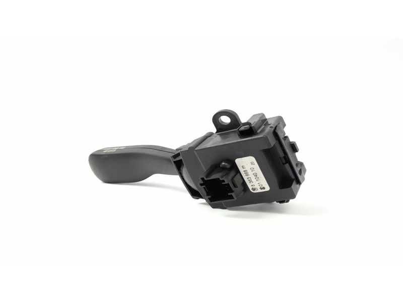 Recambio de mando intermitentes para bmw serie 5 berlina (e39) 2.5 525d referencia OEM IAM 8363668  
