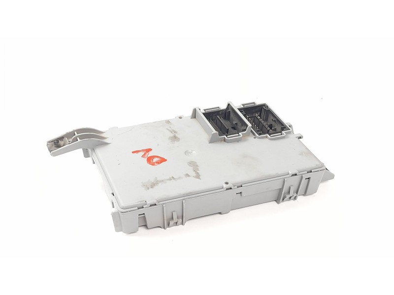Recambio de caja reles / fusibles para peugeot bipper tepee basic stt 1.3 hdi referencia OEM IAM 1368892080  