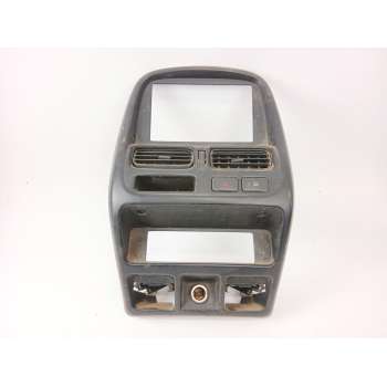 CONSOLA CENTRAL 68260VJ200 