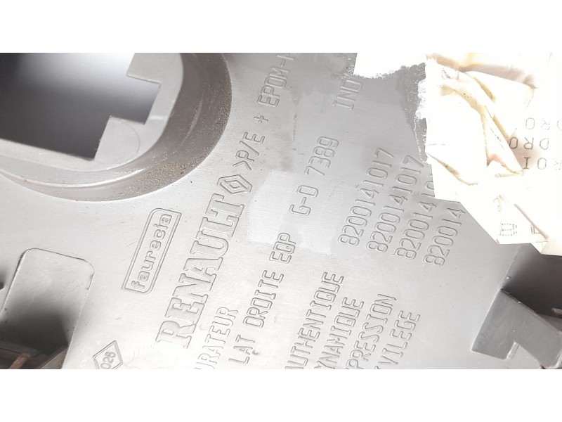 Recambio de moldura para renault scenic ii 1.5 dci diesel referencia OEM IAM 8200141017  