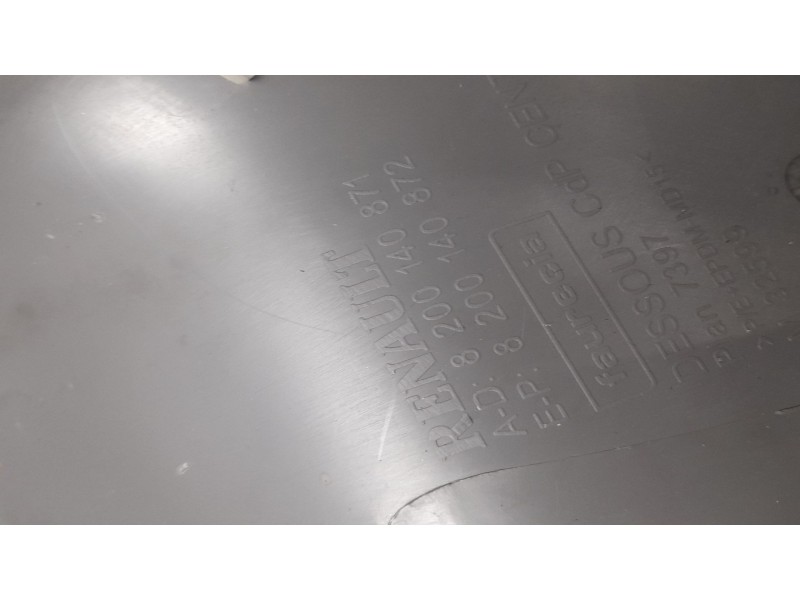 Recambio de moldura para renault scenic ii 1.5 dci diesel referencia OEM IAM 8200140871  