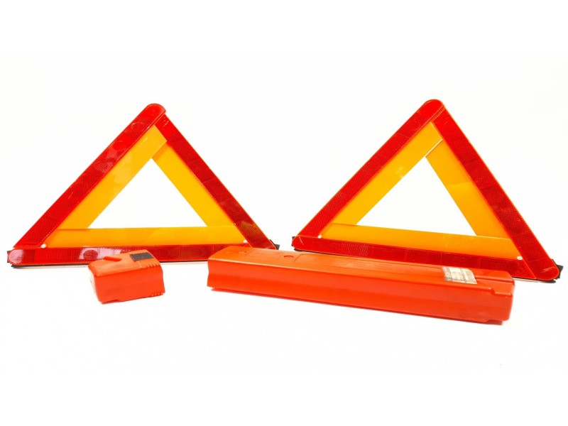 Recambio de triangulo emergencias para nissan note (e11e) 1.5 dci referencia OEM IAM E827R030512  