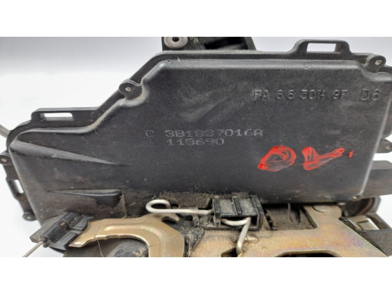 Recambio de cerradura puerta delantera derecha para seat toledo (1m2) 1.9 tdi referencia OEM IAM 3B1837016A  