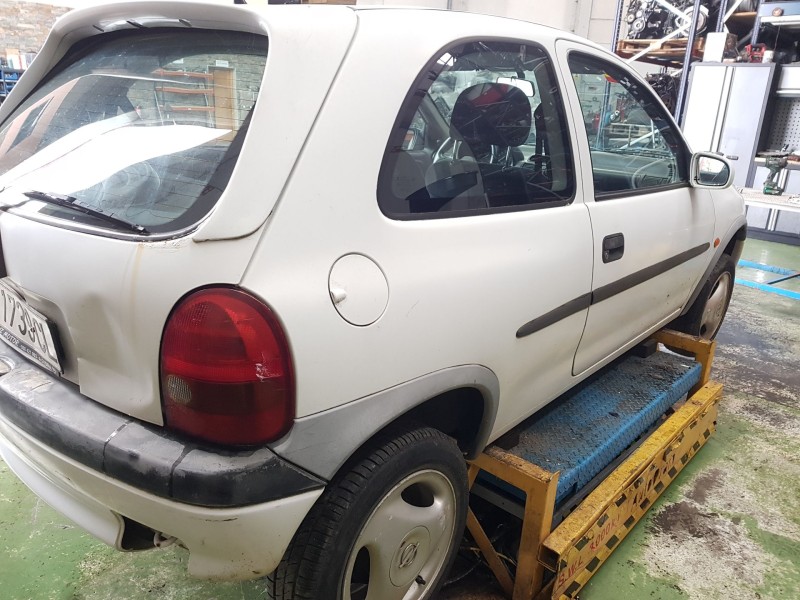 opel corsa b (s93) del año 1993