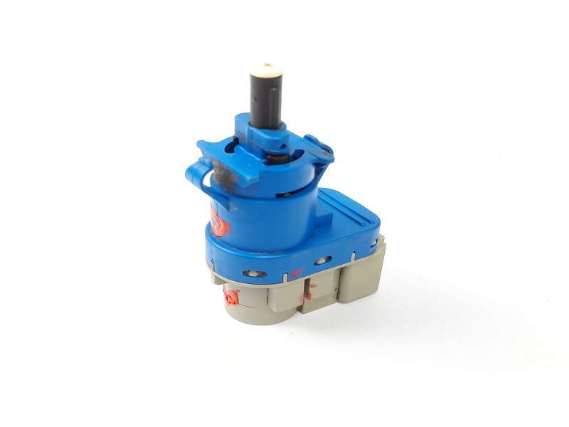 Recambio de interruptor para ford focus lim. (cb8) trend referencia OEM IAM 96854  