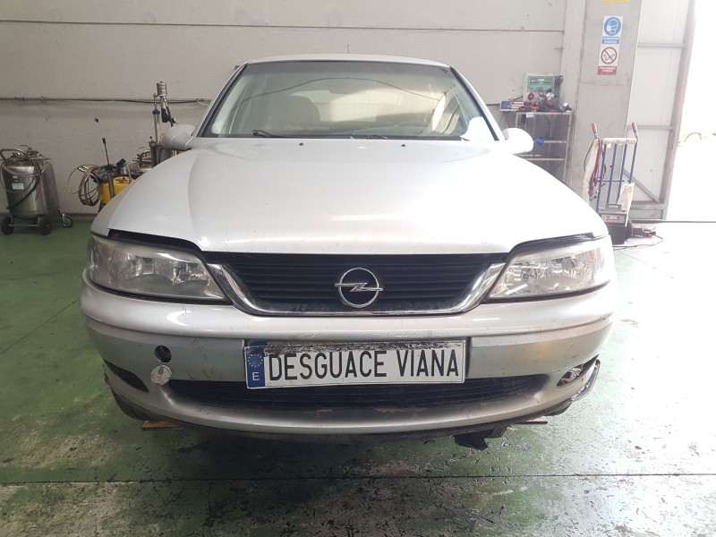 opel vectra b hatchback (j96) del año 2000
