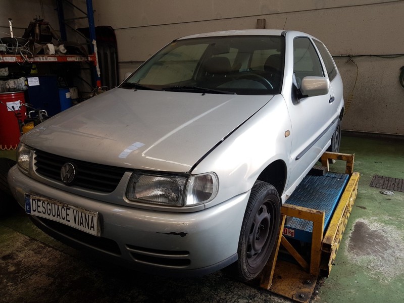 volkswagen polo berlina (6n1) del año 1998