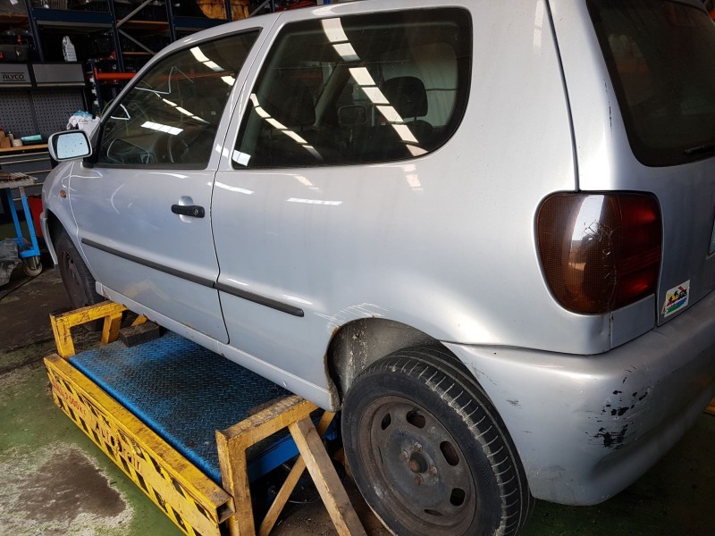 volkswagen polo berlina (6n1) del año 1998