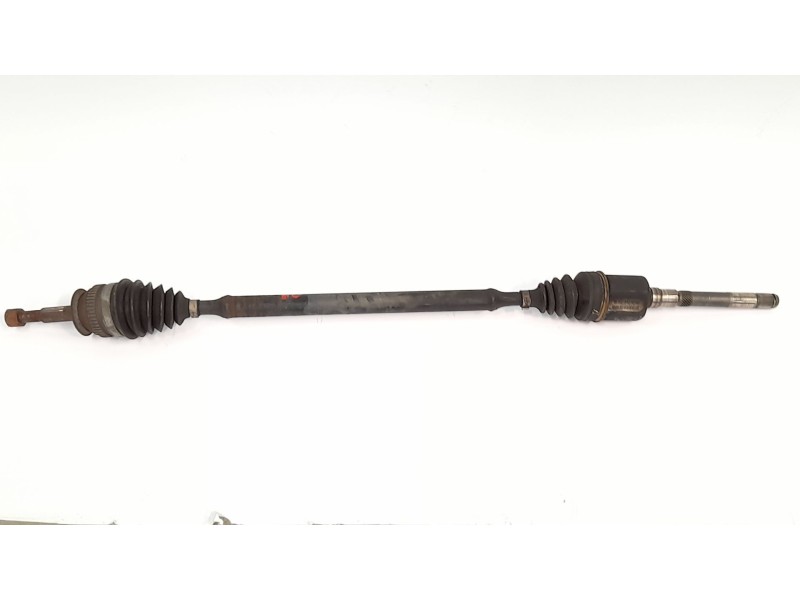 Recambio de transmision delantera derecha para chrysler voyager (rg) 2.5 crd cat referencia OEM IAM P04641884AA  