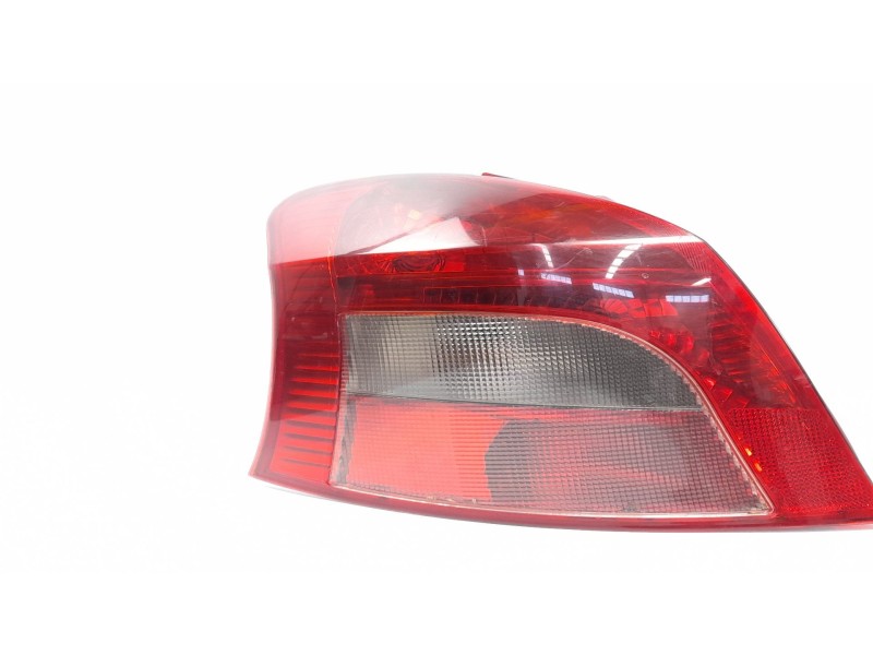 Recambio de piloto trasero izquierdo para toyota yaris (ksp9/scp9/nlp9) básico referencia OEM IAM 815610D110  