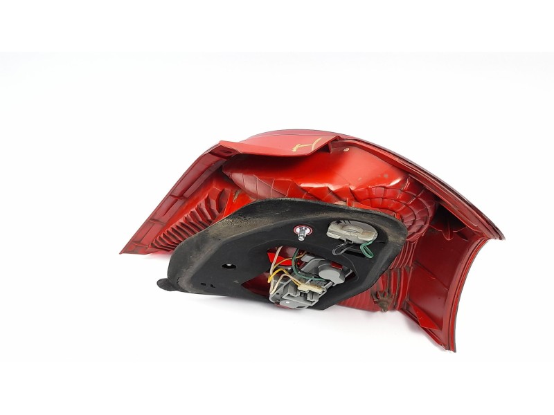 Recambio de piloto trasero izquierdo para toyota yaris (ksp9/scp9/nlp9) básico referencia OEM IAM 815610D110  