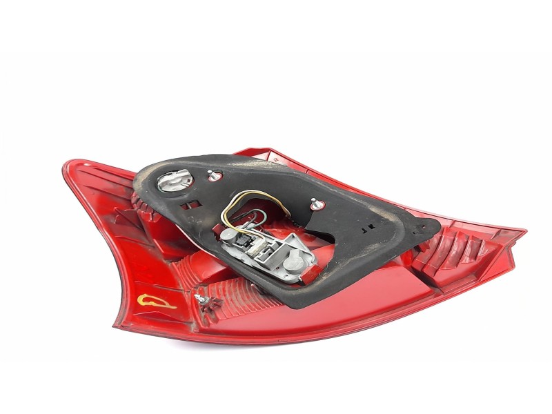 Recambio de piloto trasero derecho para toyota yaris (ksp9/scp9/nlp9) básico referencia OEM IAM 815510D110  