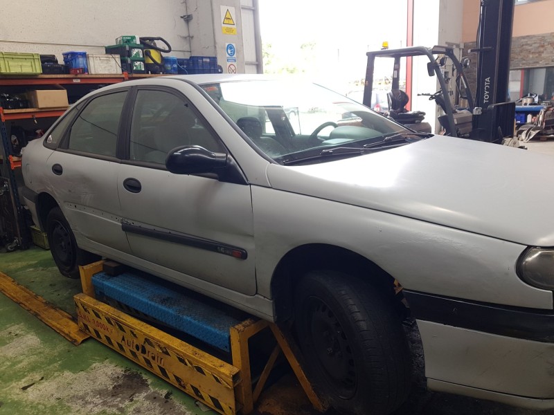 renault laguna i (b56_, 556_) del año 2000