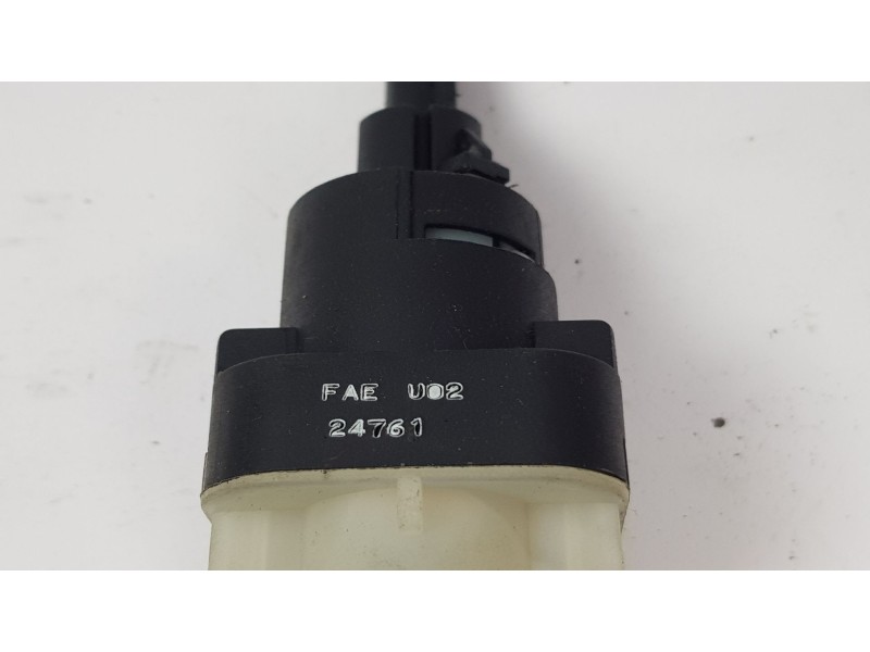 Recambio de interruptor para audi a3 (8l1) 1.6 fastback referencia OEM IAM FAEU02 24761 