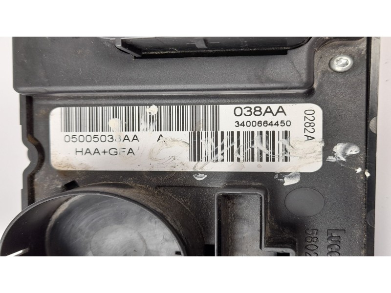 Recambio de mando calefaccion / aire acondicionado para chrysler voyager (rg) 2.5 crd cat referencia OEM IAM 05005038AA  