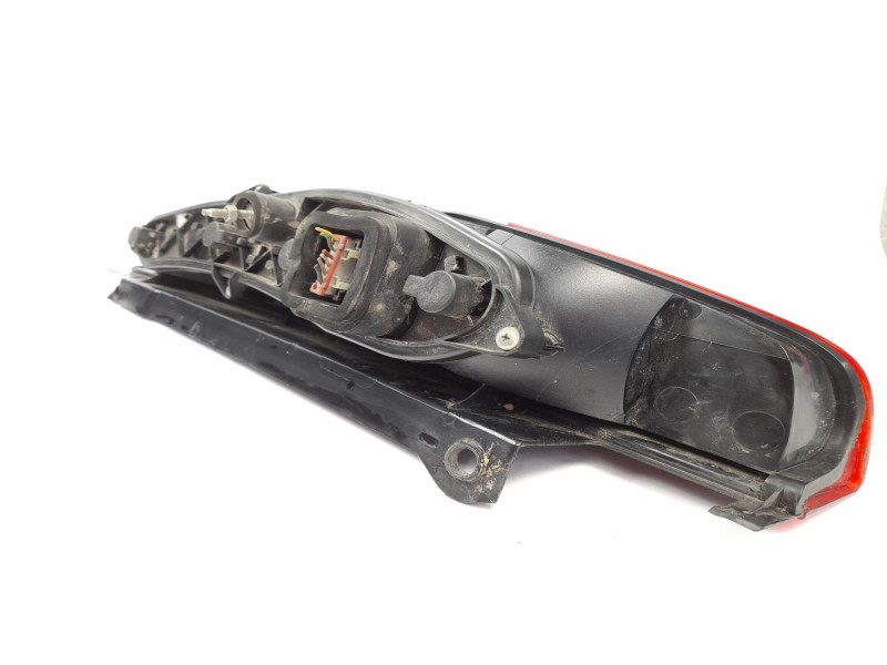Recambio de piloto trasero izquierdo para fiat doblo (119) 1.3 16v jtd cat referencia OEM IAM 40615751  