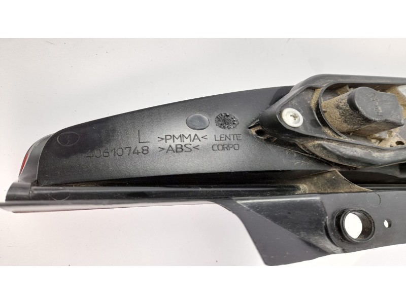 Recambio de piloto trasero izquierdo para fiat doblo (119) 1.3 16v jtd cat referencia OEM IAM 40615751  