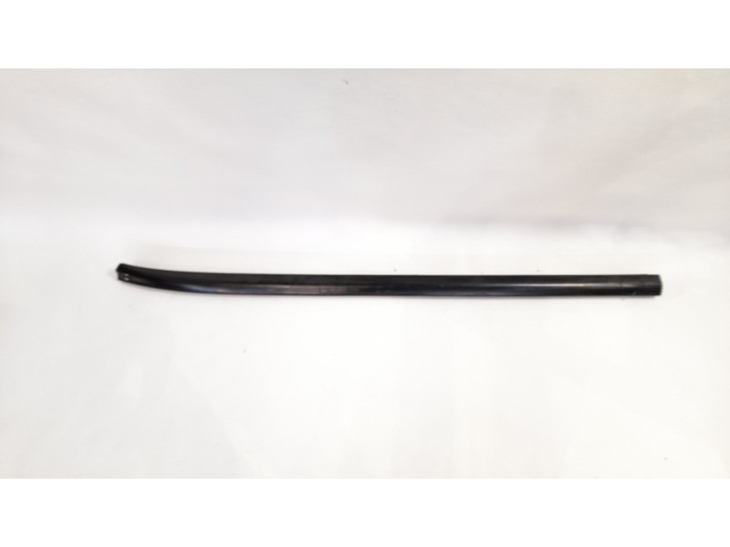Recambio de molduras delanteras para honda cr-v (rd8) 2.2 ctdi referencia OEM IAM S9A  