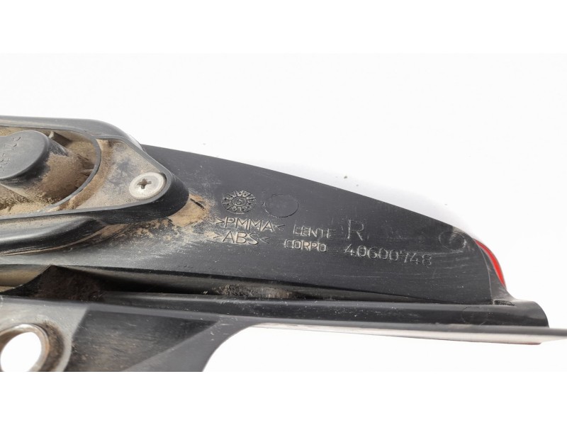 Recambio de piloto trasero derecho para fiat doblo (119) 1.3 16v jtd cat referencia OEM IAM 40605751  