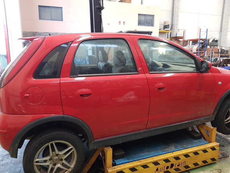 opel corsa c del año 2004