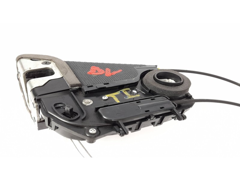 Recambio de cerradura puerta trasera izquierda para toyota yaris (ksp9/scp9/nlp9) básico referencia OEM IAM 690600D060  