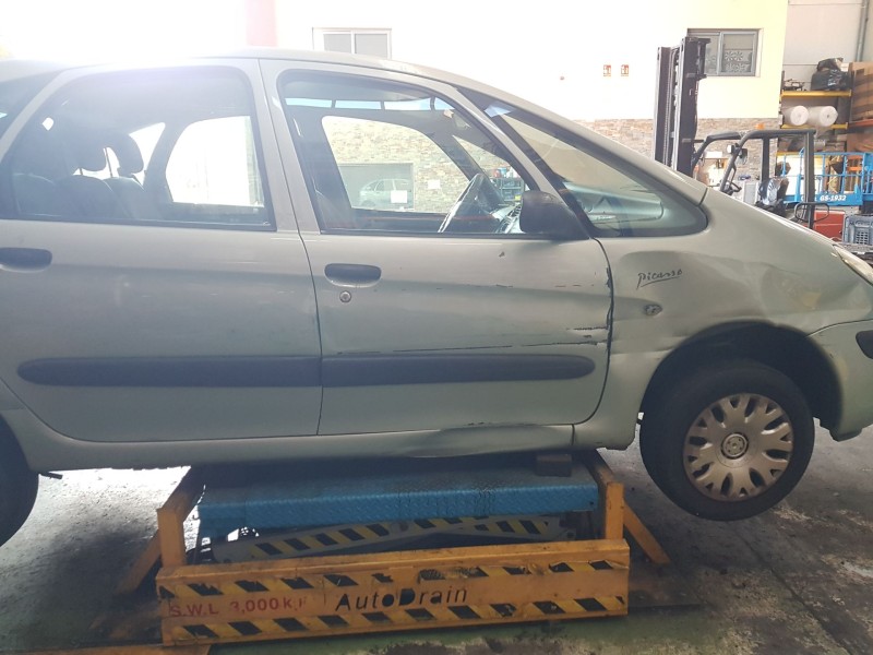 citroën xsara picasso (n68) del año 2004