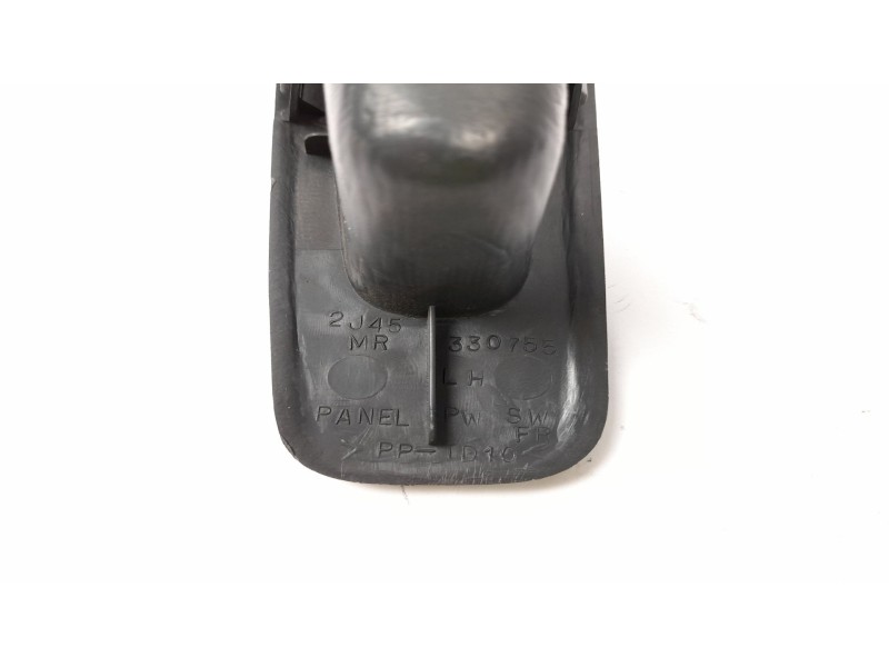 Recambio de mando elevalunas delantero izquierdo para mitsubishi space wagon (n80/n90) 2.4 referencia OEM IAM 330755  