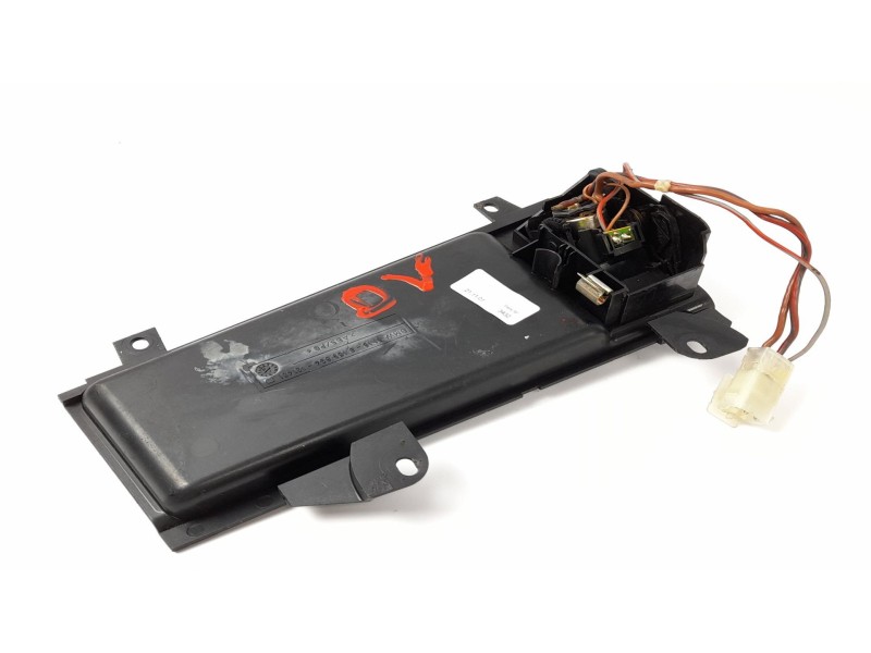 Recambio de cenicero para bmw serie 5 berlina (e39) 2.5 525d referencia OEM IAM 51168159694  