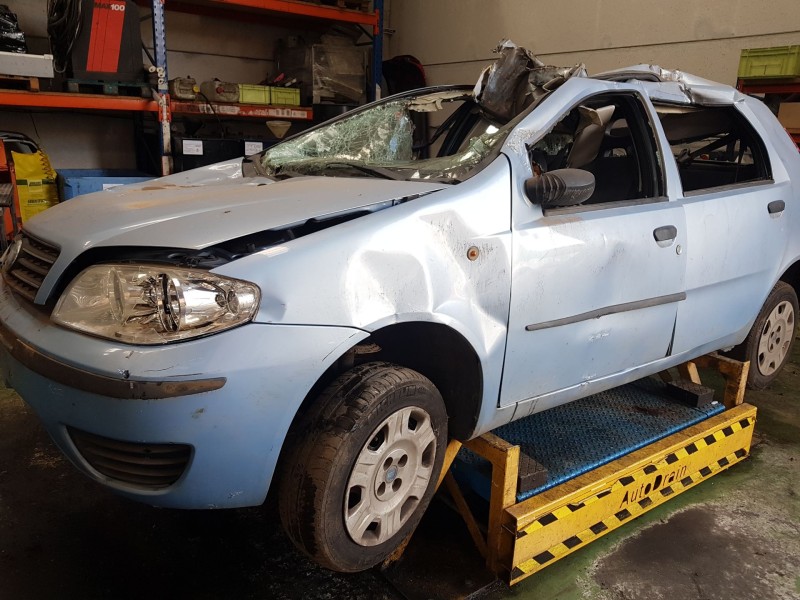 fiat punto (188_) del año 2007