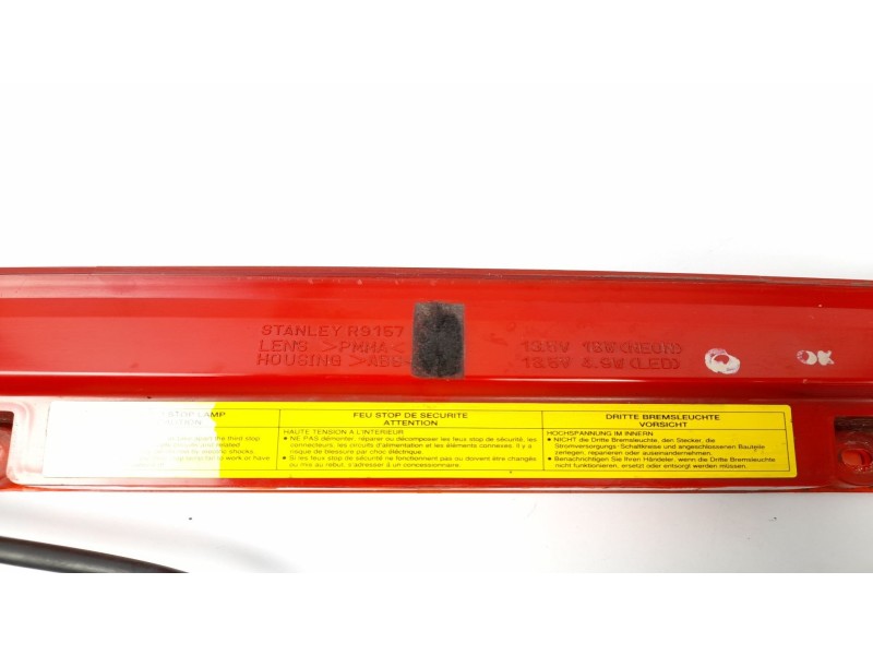 Recambio de luz central de freno para mitsubishi space wagon (n80/n90) 2.4 referencia OEM IAM 027544  