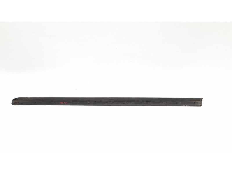 Recambio de moldura para audi a4 avant (8e) 1.9 tdi referencia OEM IAM 8E0513033  