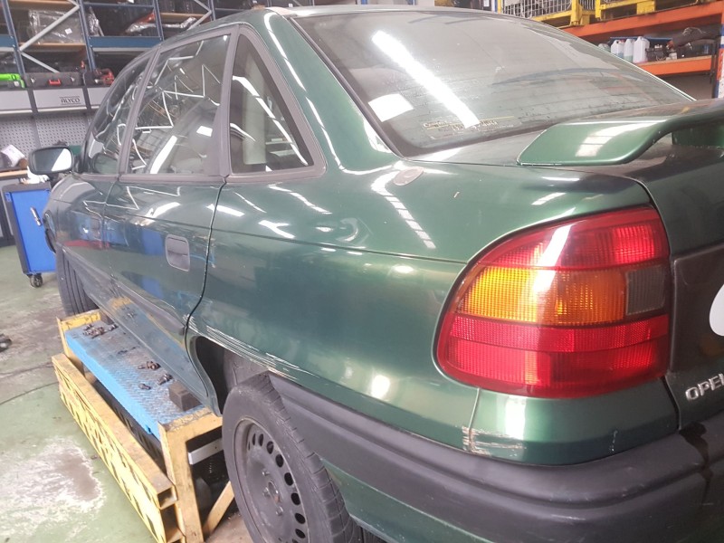 opel astra f hatchback (t92) del año 1996
