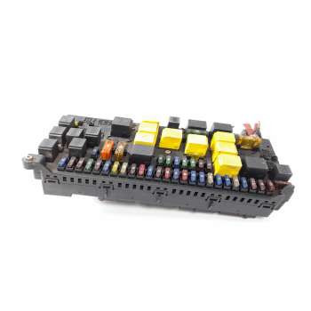 CAJA RELES / FUSIBLES 08200100 069914 